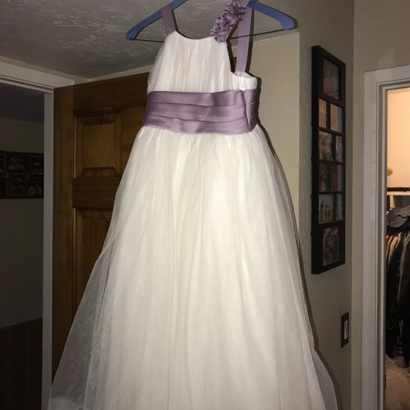 Alfred Angelo Flower Girl Dress - Picture 3 of 7